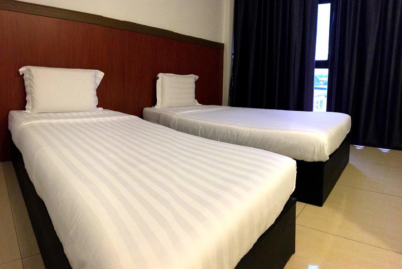 Jaya Hotel Sibu Extérieur photo